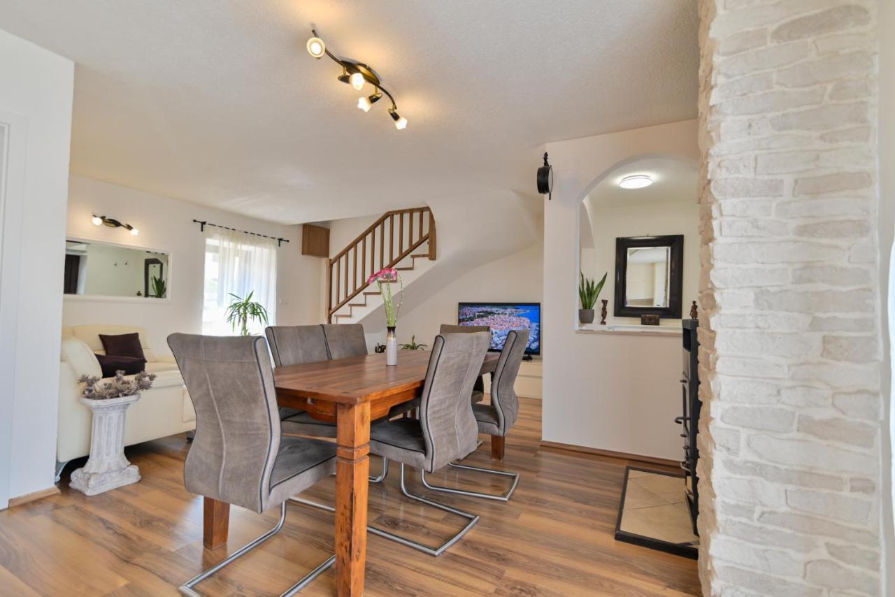 Apartman Ciciliani Trogir Bagian luar foto