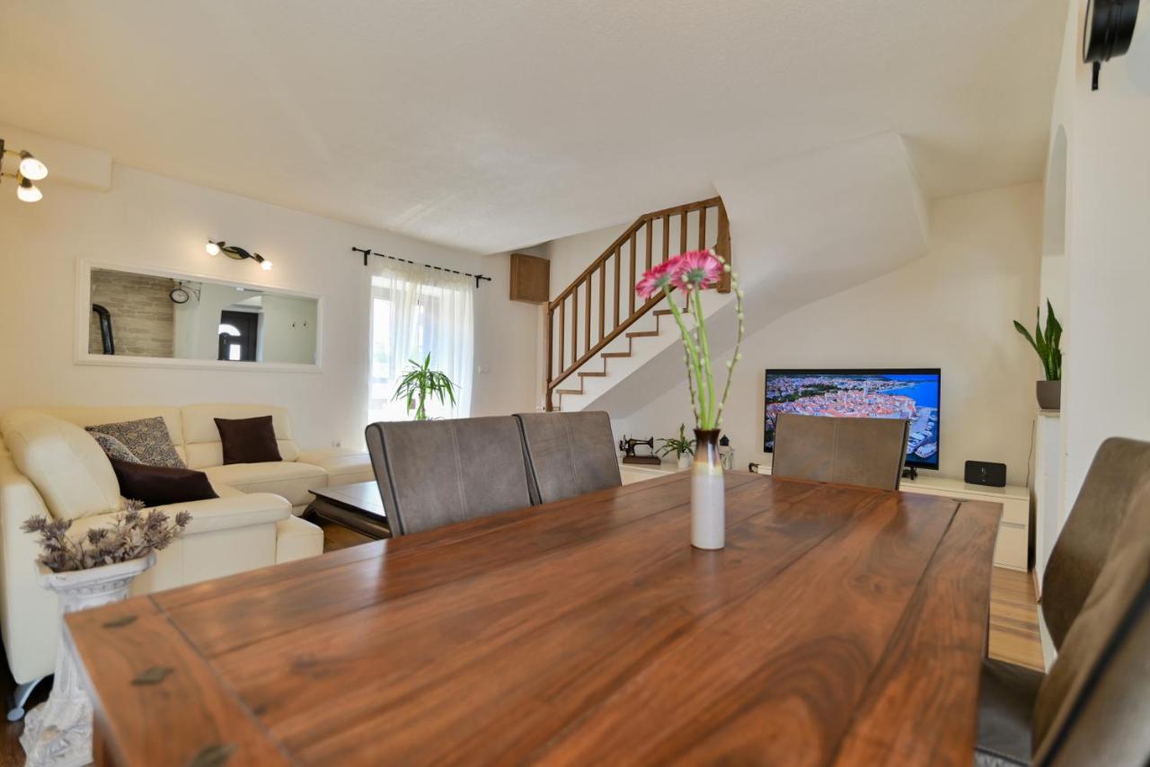 Apartman Ciciliani Trogir Bagian luar foto