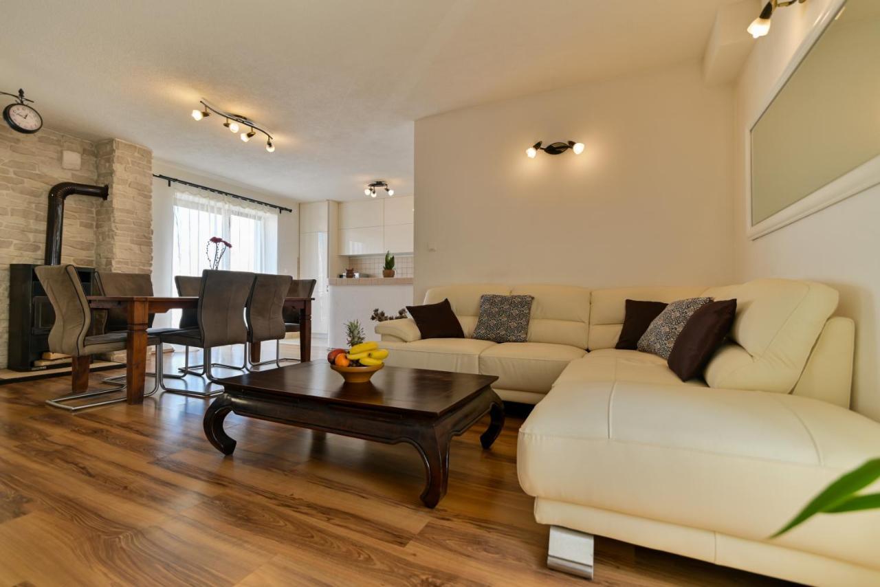 Apartman Ciciliani Trogir Bagian luar foto