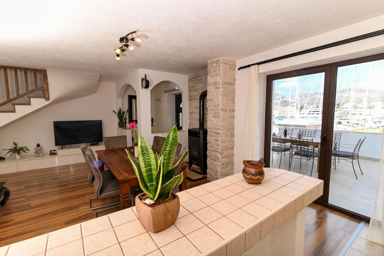 Apartman Ciciliani Trogir Bagian luar foto