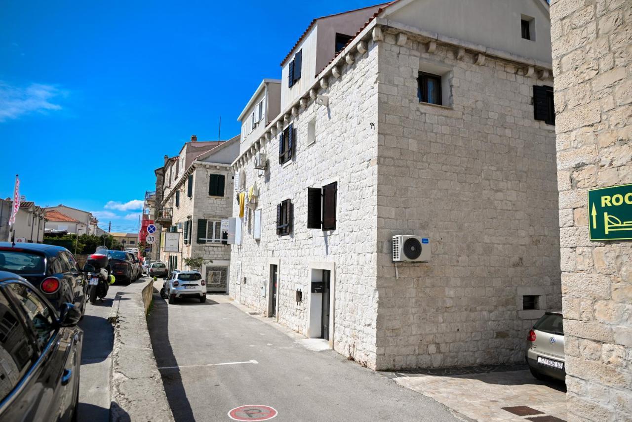 Apartman Ciciliani Trogir Bagian luar foto