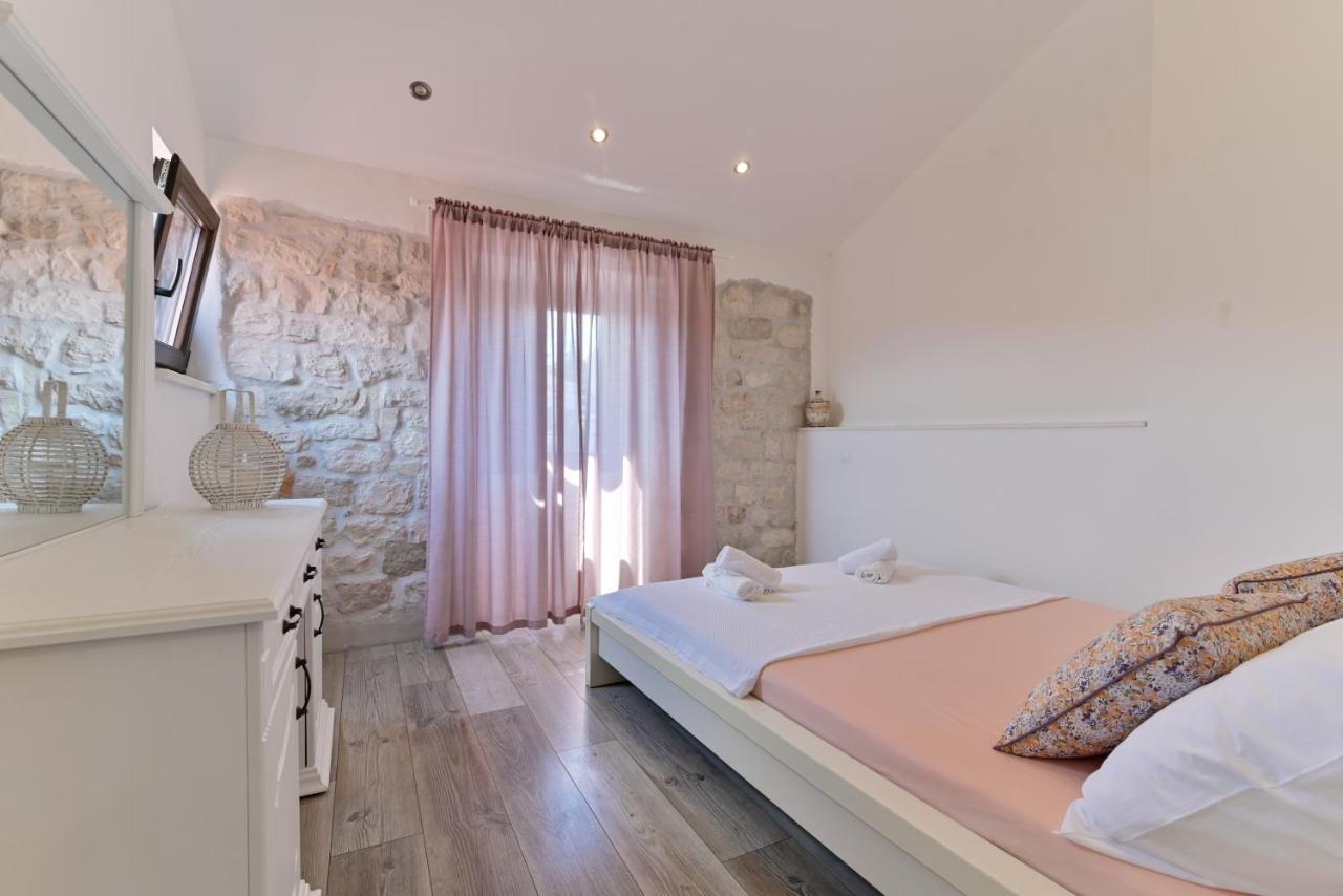 Apartman Ciciliani Trogir Bagian luar foto